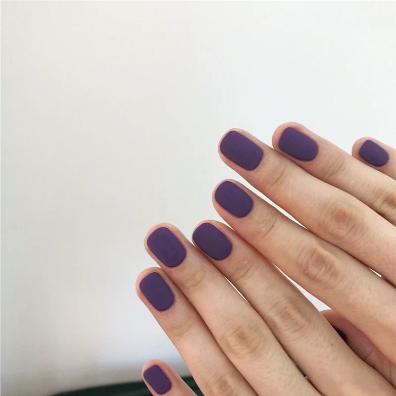 Anpassbares Mattes Press-On Nagelset