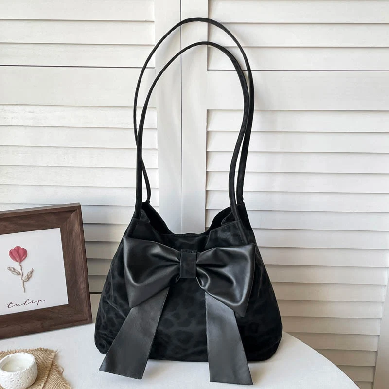 Chic Bogen-Akzent Eimer Handtasche