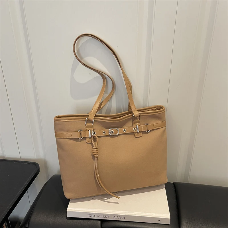 Elegante Wildleder Handtasche