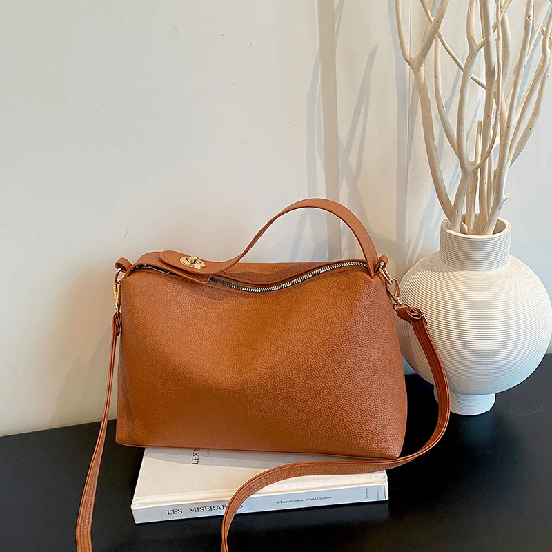 Texturierte Leder Crossbody-Tasche