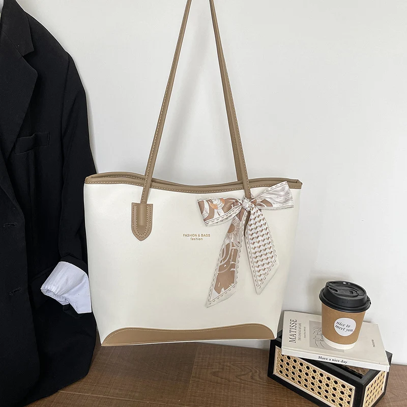 Elegante Faux-Leder-Tasche