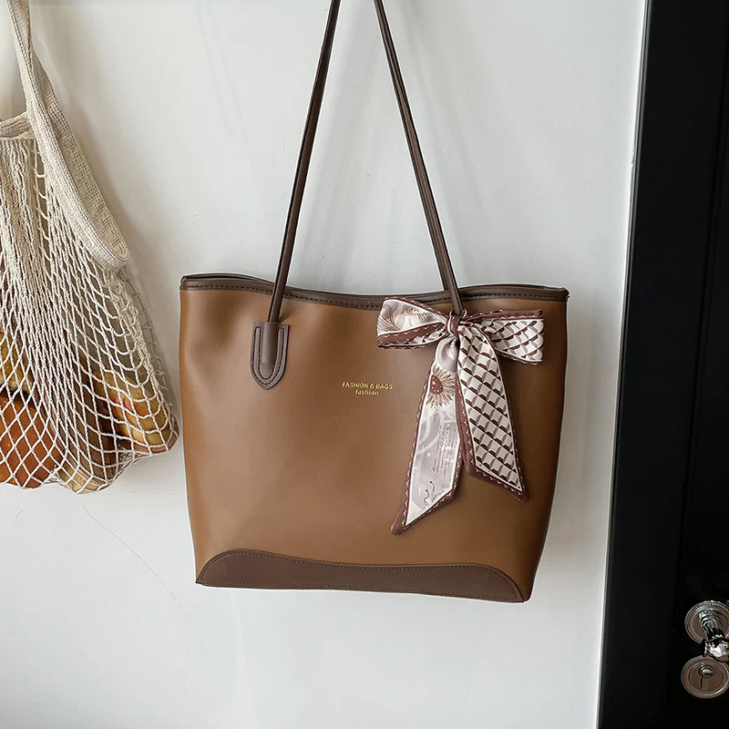 Elegante Faux-Leder-Tasche