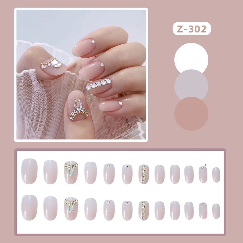 Künstlerische mit Strass verziert Press-On Nail Art