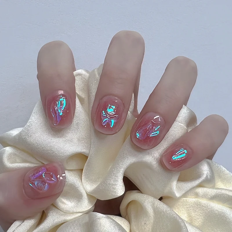 Künstlerisches Gel Press-On Nageldesign