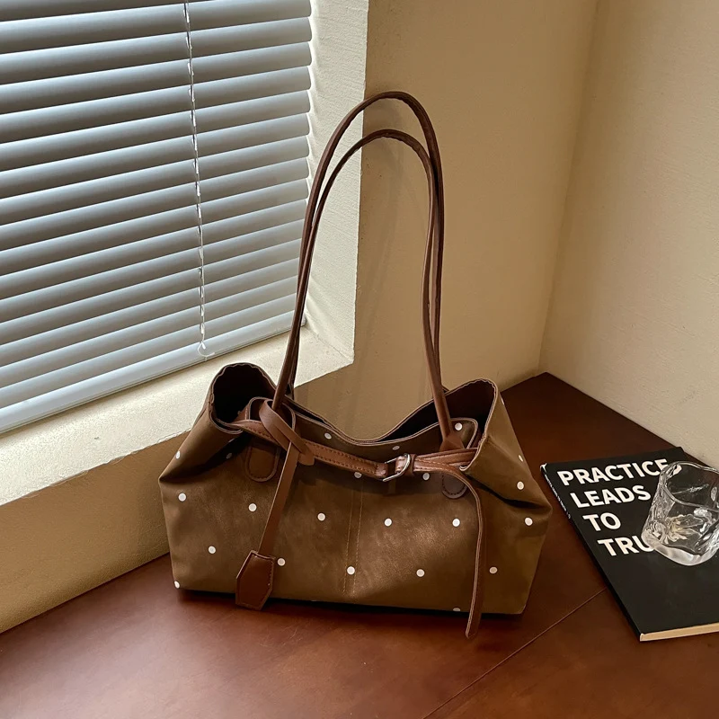 Stylische Wildleder-Tote-Bag