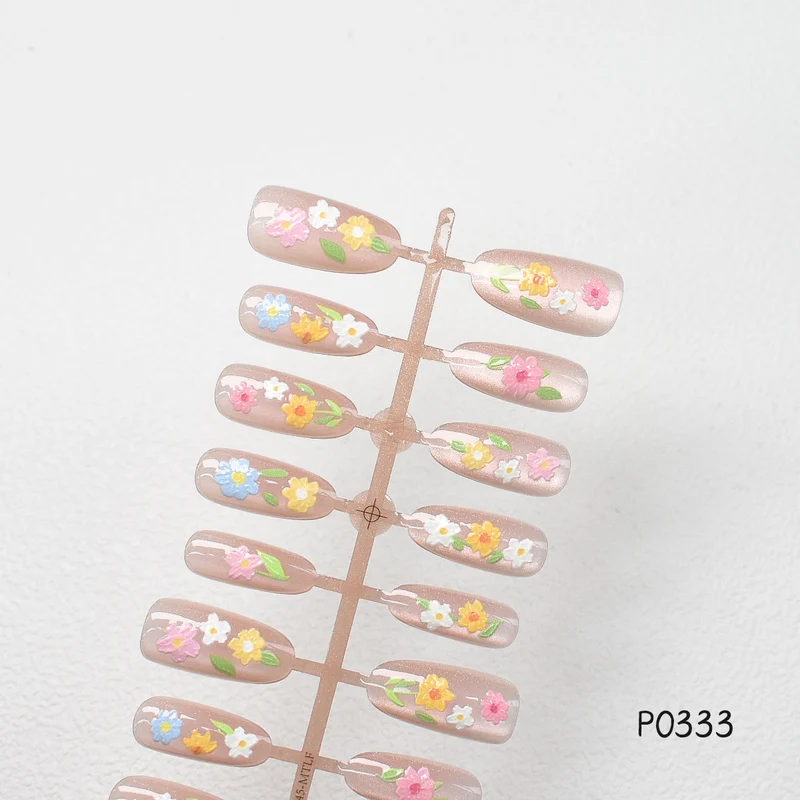 Künstlerisches Blumen Press-On Nagelset