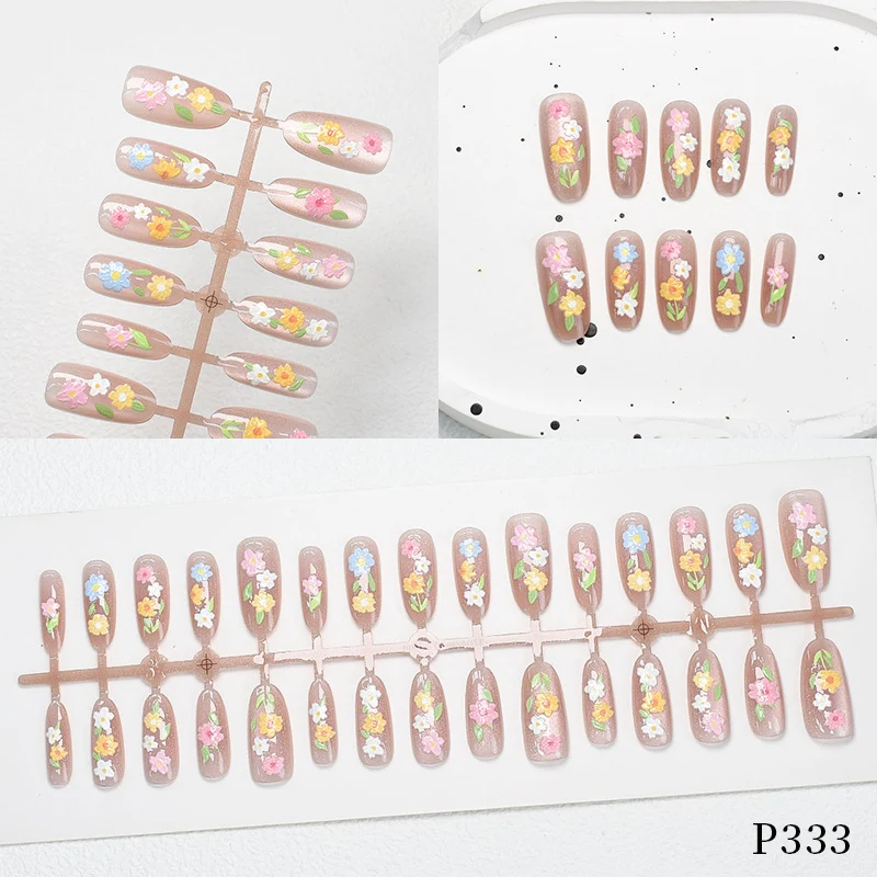Künstlerisches Blumen Press-On Nagelset