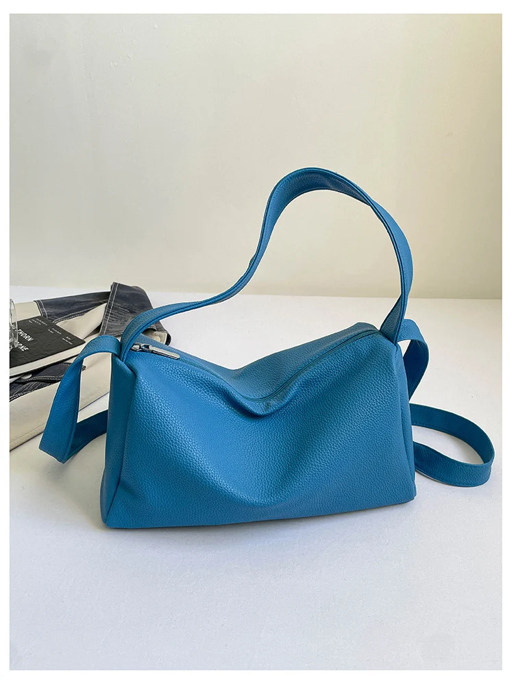 Zeitgenössische Clutch-Tasche