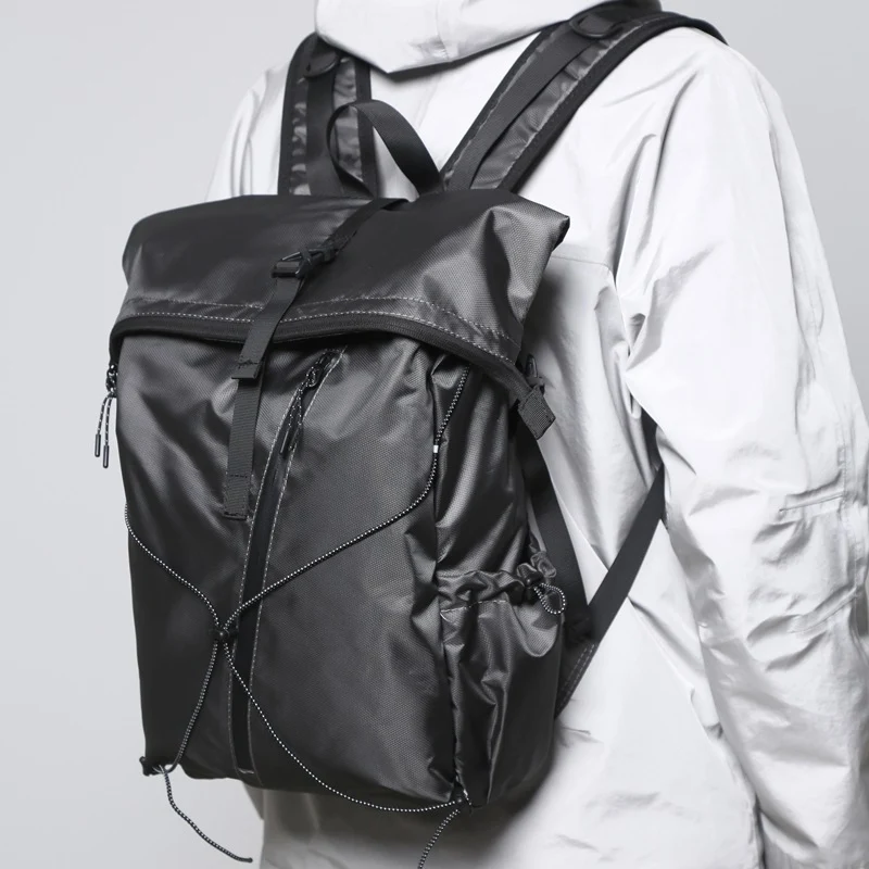 Vielseitiger Reiserrucksack Karnz