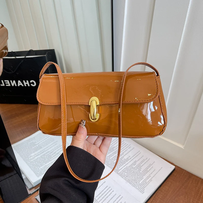 Patentleder Mini-Handtasche