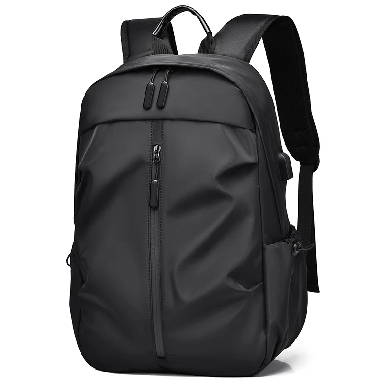 Technologiefreundlicher Slim Rucksack Karnz