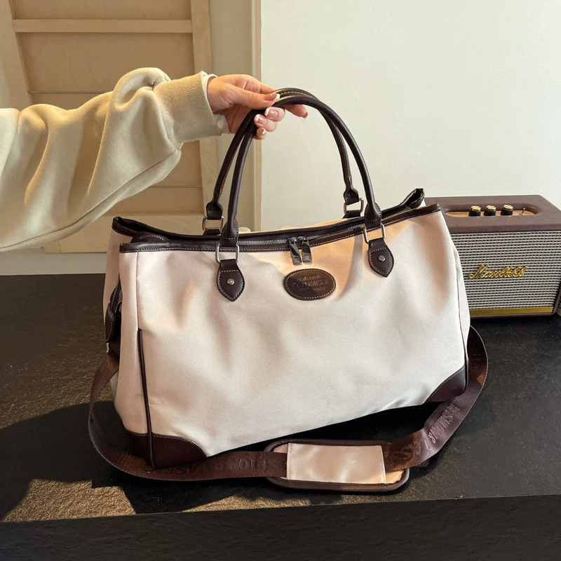Stilvolle Wochenendausflug Duffel Tasche Karnz