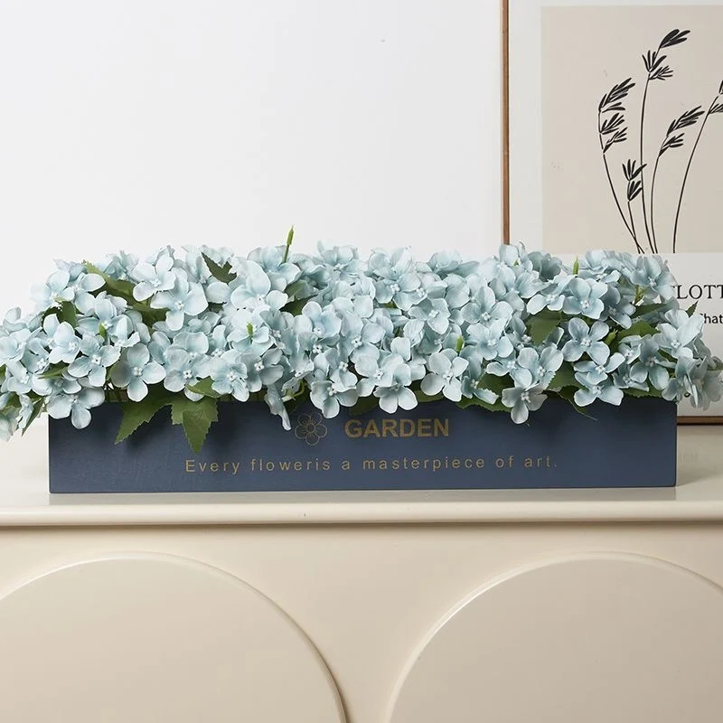 Elegante botanische Blumenanordnung