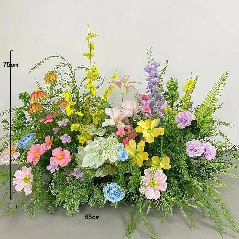 Künstliches Blumenarrangement