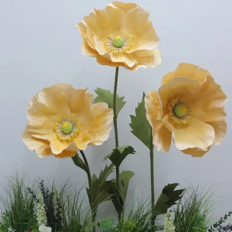 Elegante große Papierblumenanordnung