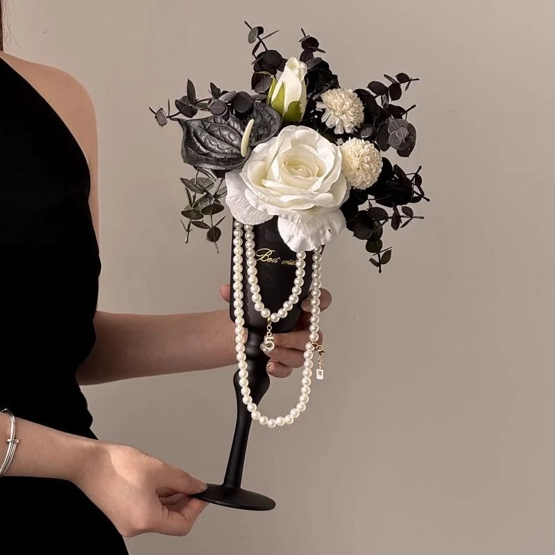 Elegante Blumen Weinglas Tisch centerpiece