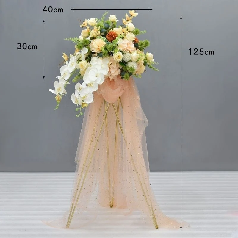 Elegante Blumen Design Ständer mit Tüll
