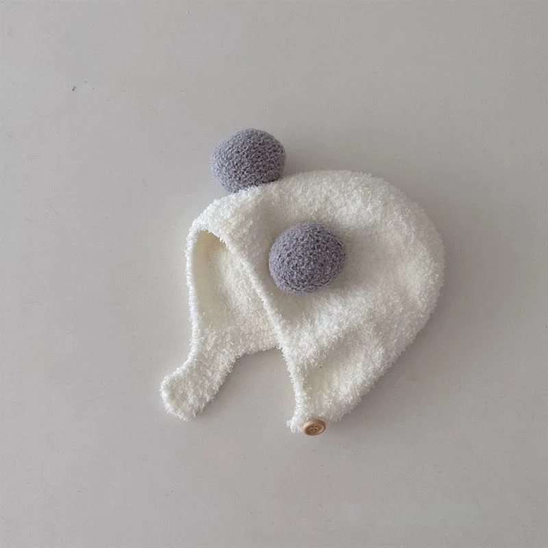 Kindermütze mit Ohrenklappen, gestrickt, warm