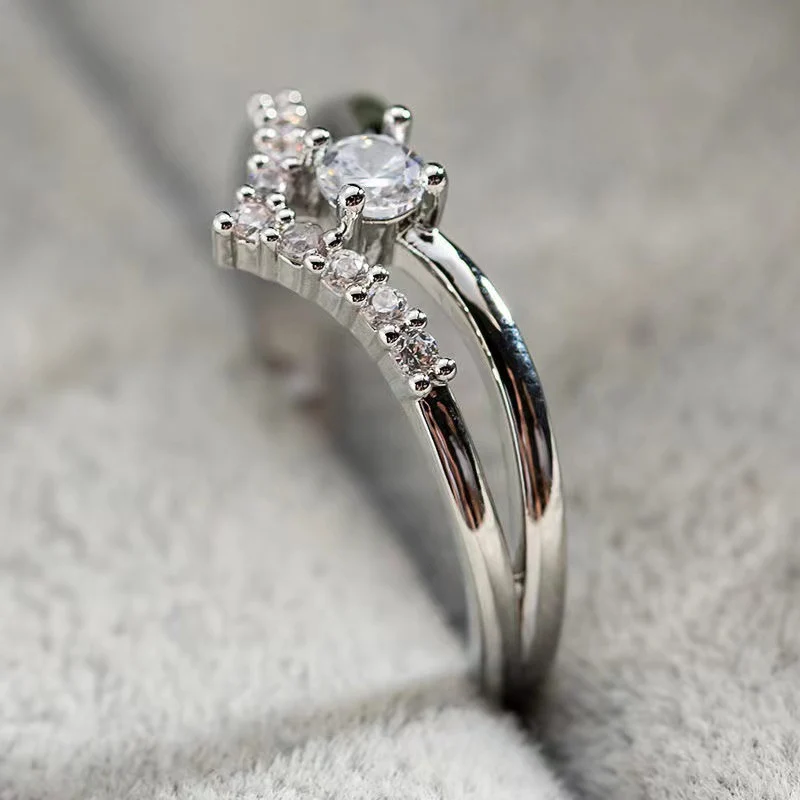 Herz-V-Ring aus Kupfer
