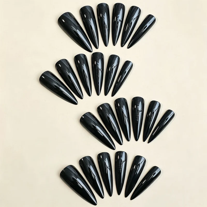 Stiletto Nagelerweiterungen Karnz