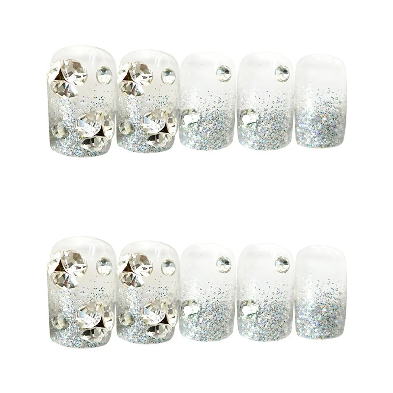 Rhinestone-verzierte Press-On Nagelkunst Karnz