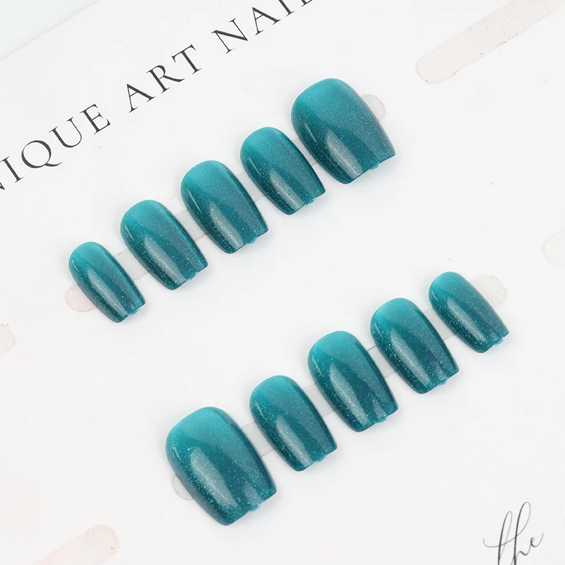 Glänzendes kurzes Press-On-Nagel-Kit Karnz