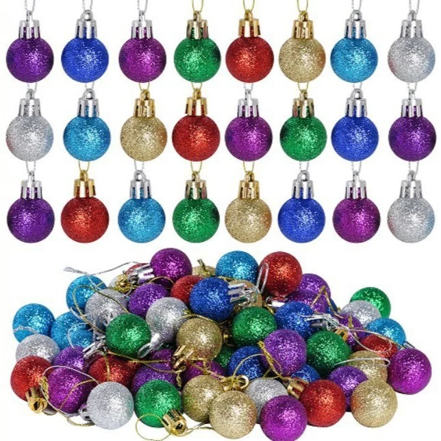 Glitzernde Weihnachtsornamente Karnz