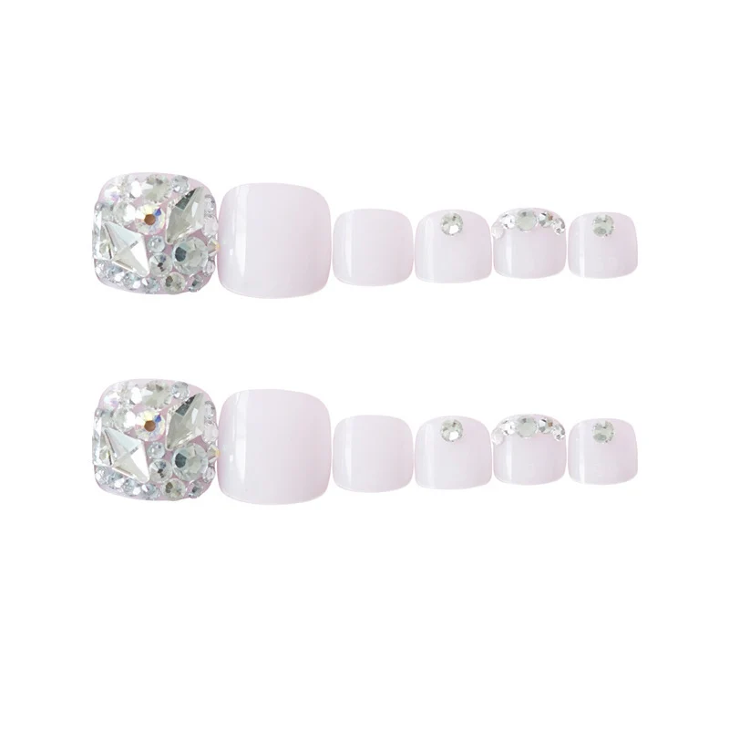 Glamouröse mit Strass verzierte Press-On Fußnägel Karnz