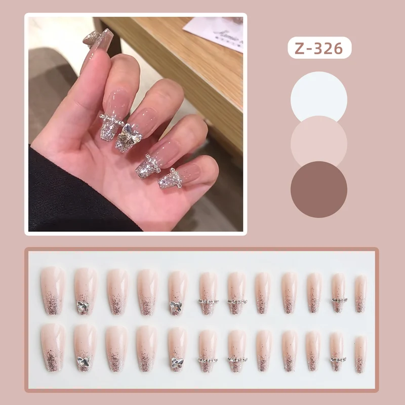 Glamouröse mit Strass verzierte Press-On Nagelset Karnz