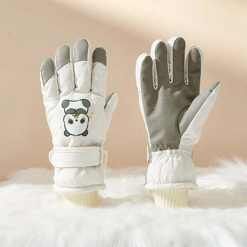Niedliche tierische isolierte Winterhandschuhe Karnz