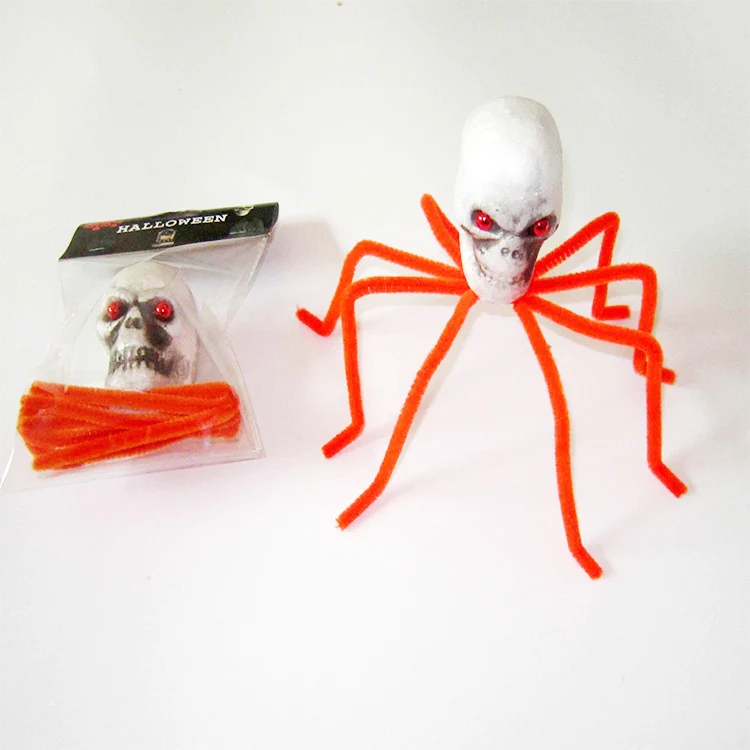 Dekorative Schädel-Spinnenfigur Karnz