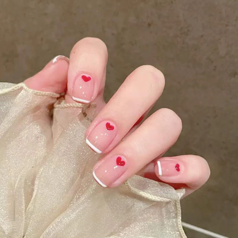 Herz-Prägung Press-On Nagelset Karnz