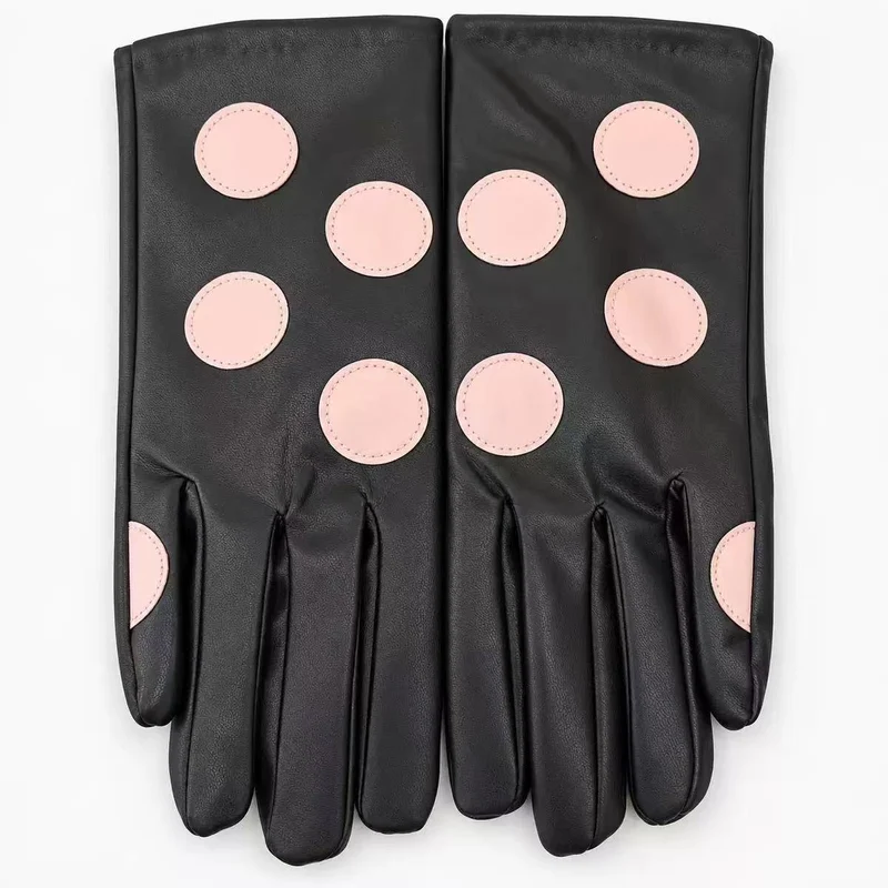 Stilvolle Leder-Touchscreen-Handschuhe mit gepunkteten Akzenten Karnz