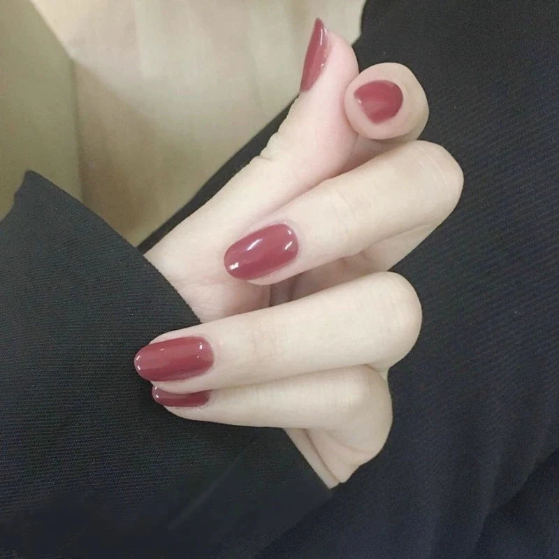 Glänzendes langes Nagelset Karnz