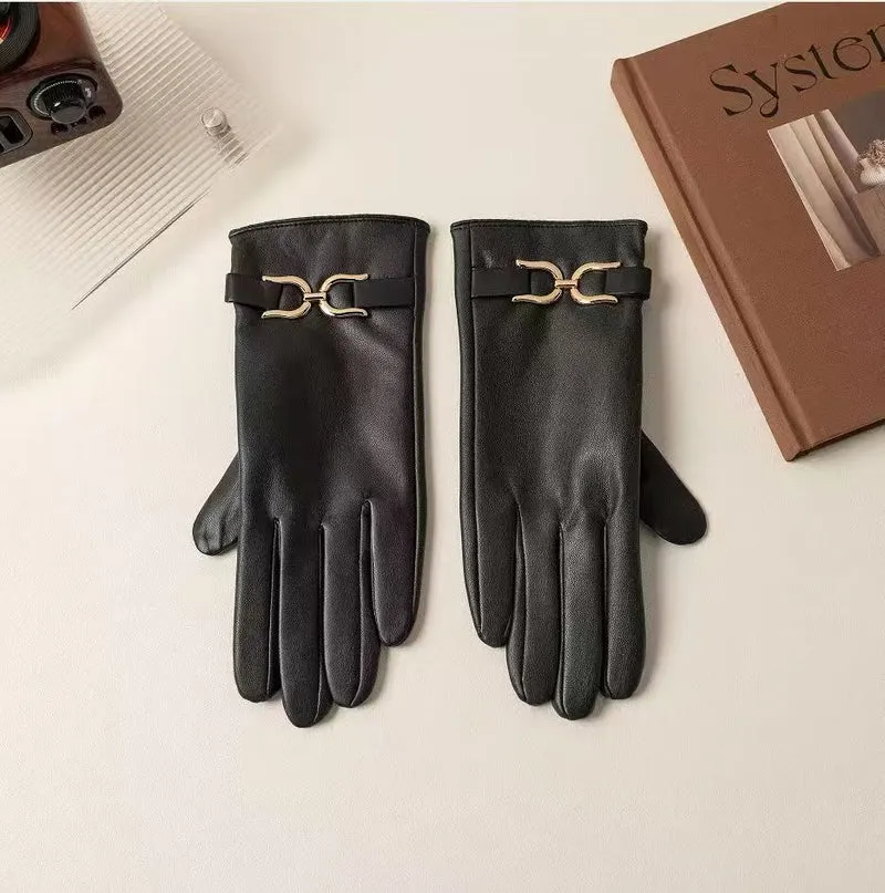 Elegante Lederhandschuhe mit Kettendetails Karnz
