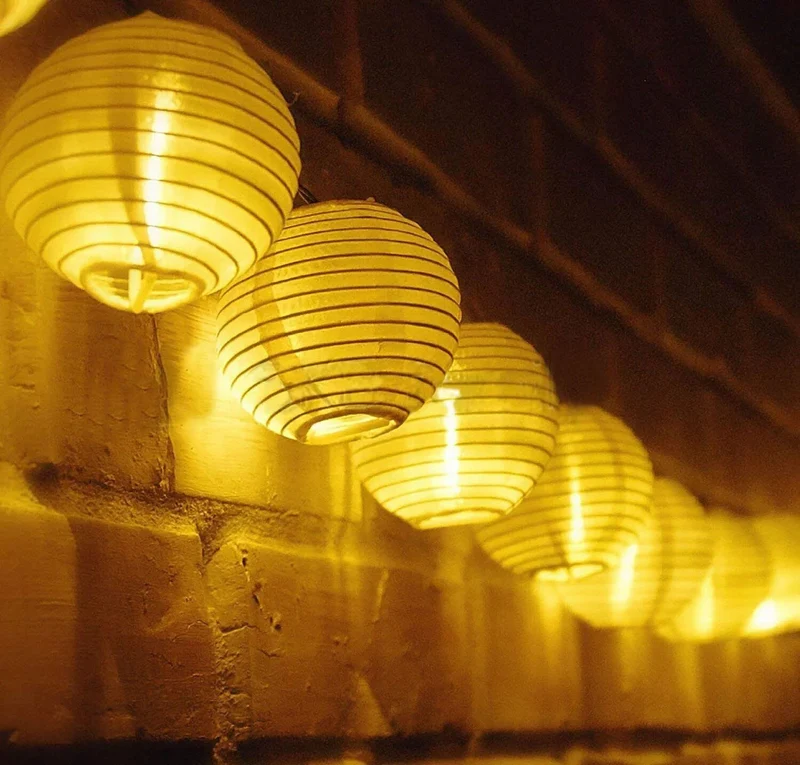 Dekorative LED Laternen Lichterkette Karnz