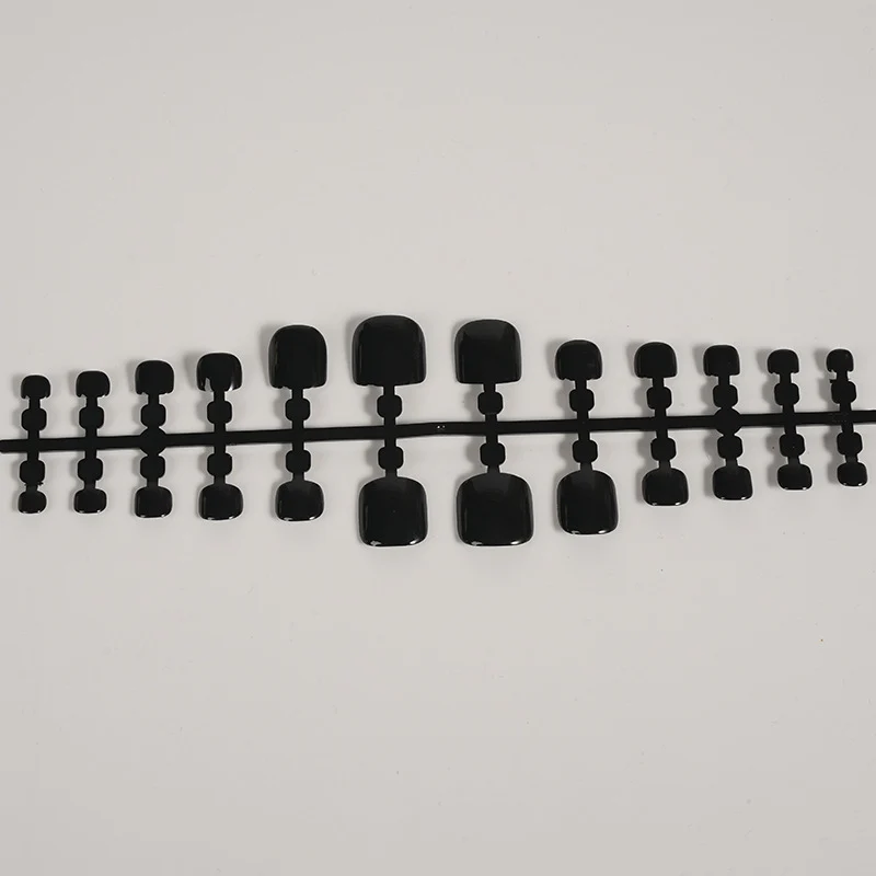 Glänzendes schwarzes Press-On-Nagelset Karnz