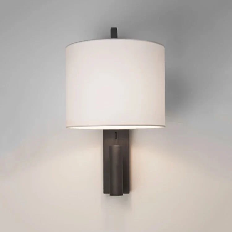 Stilvolle Wandmontierte Leselampe mit Verstellbarem Arm