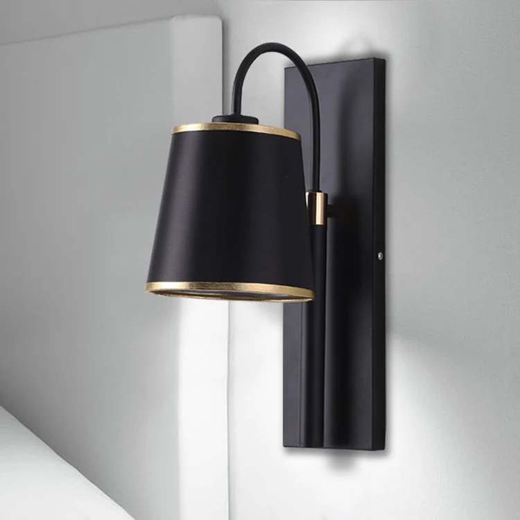 Moderne Wandleuchte