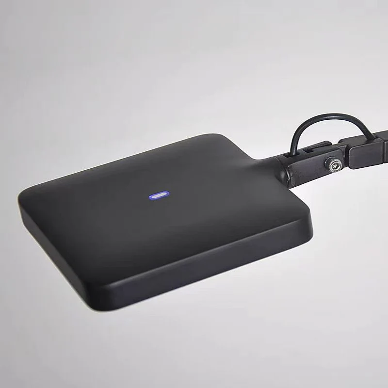 Verstellbare LED-Schreibtischlampe