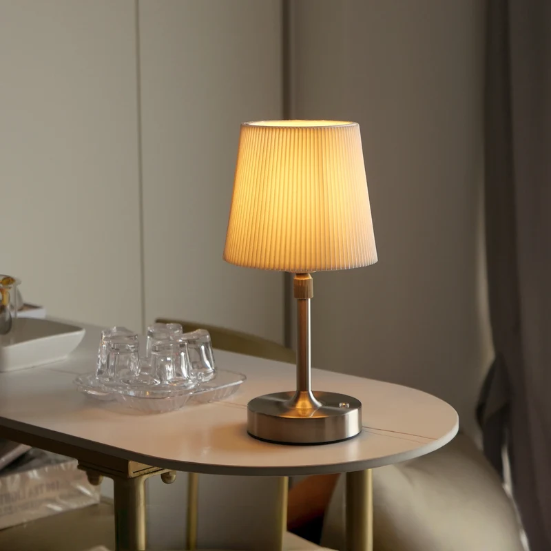 Stylische moderne Tischlampe