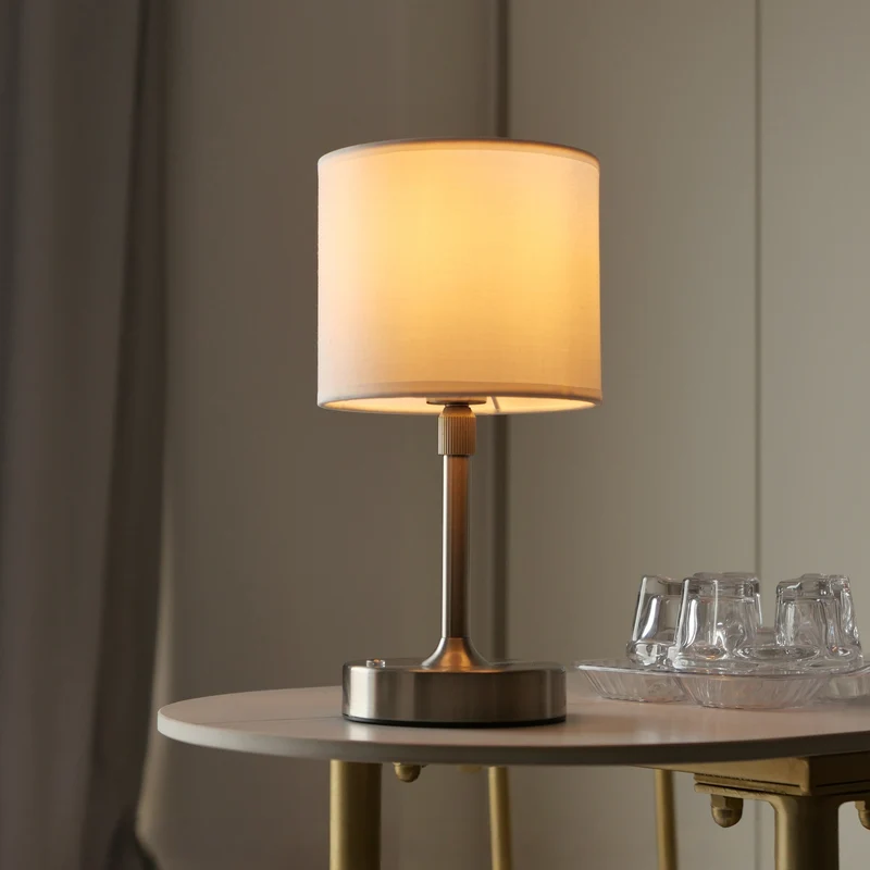 Stylische moderne Tischlampe