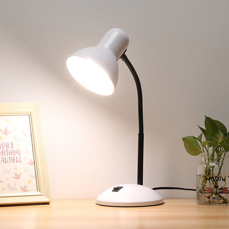 Verstellbare Schreibtischlampe