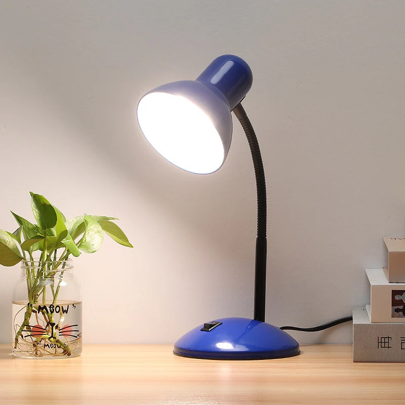 Verstellbare Schreibtischlampe