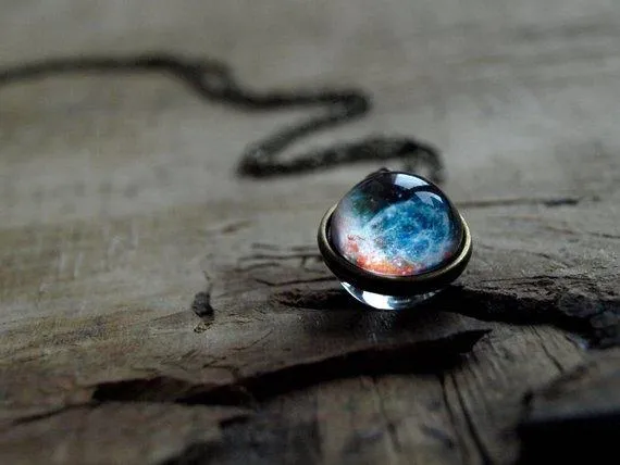 Cosmos - Das Universum in einer Halskette | Karnz