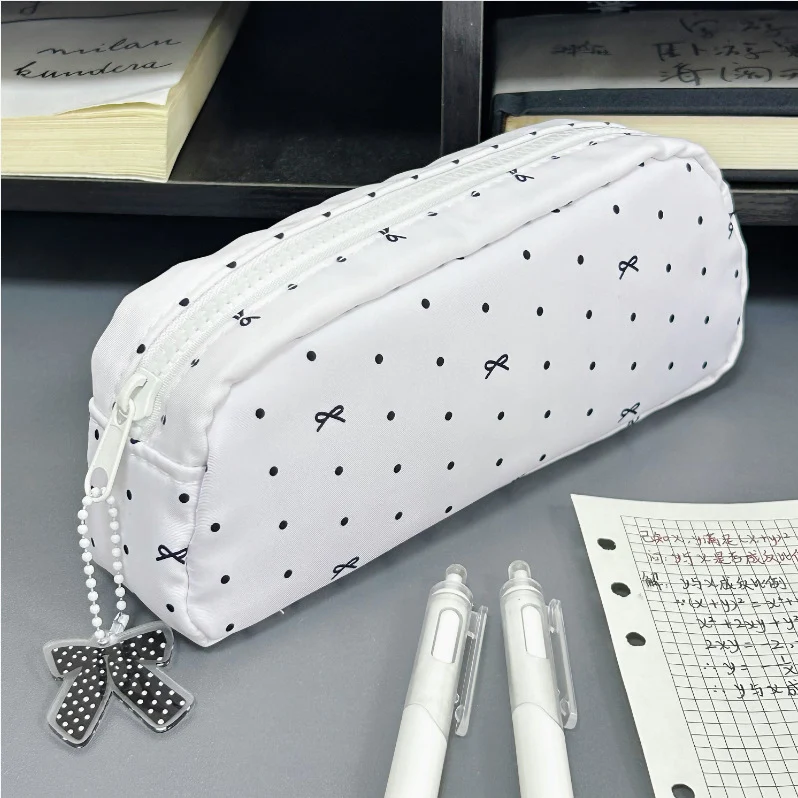 Stylische Punkte Muster Federmäppchen