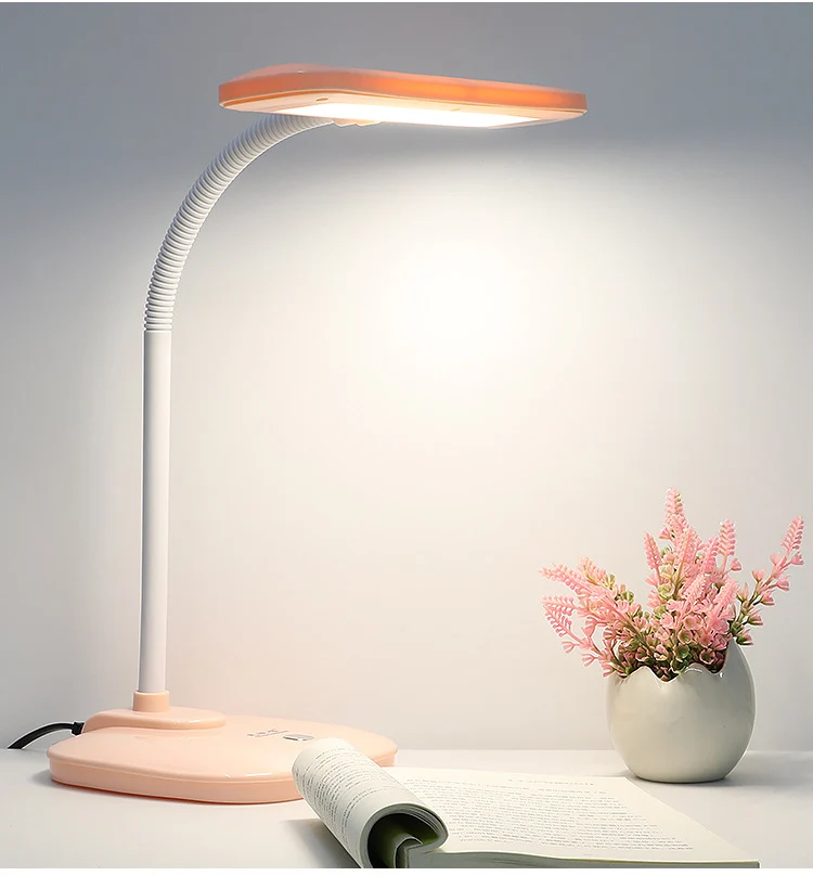 Verstellbare LED-Schreibtischlampe