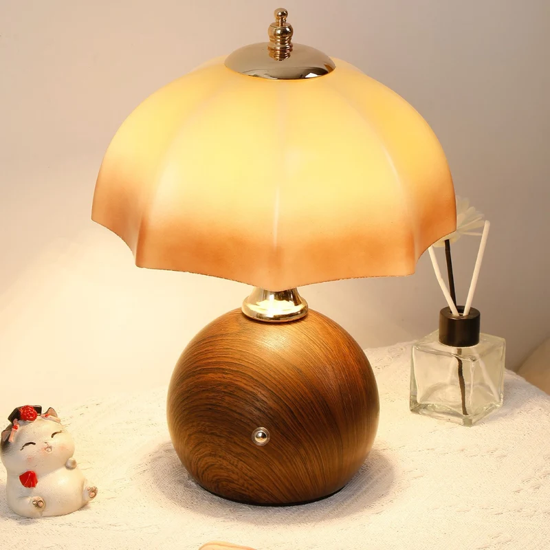 Dekorative Tischlampe