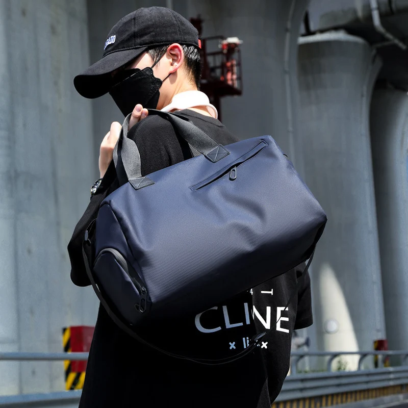 Vielseitige wasserdichte Reisetasche Karnz