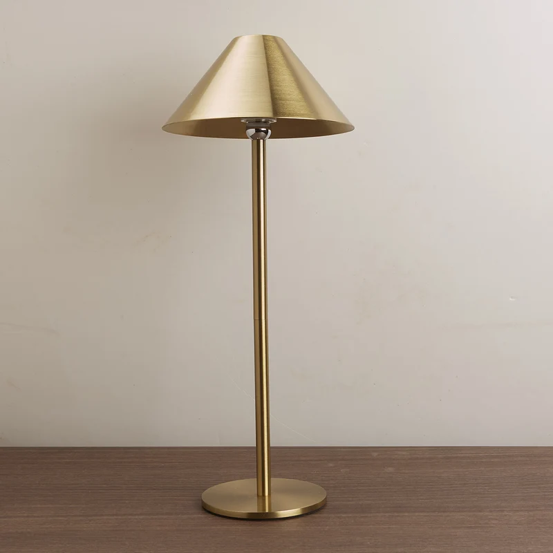 Moderne Tischlampe